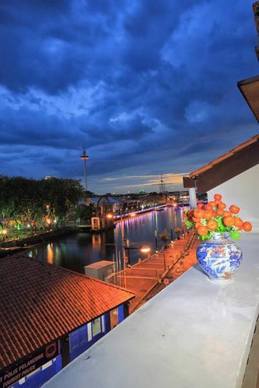 麒麟大厦河滨酒店 Malacca 外观 照片
